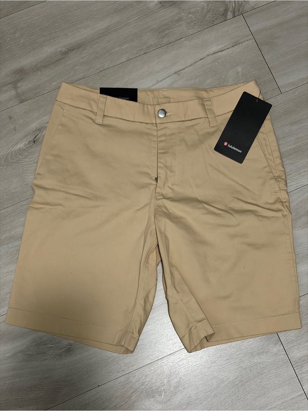 lululemon Men’s Khaki Commission Shorts